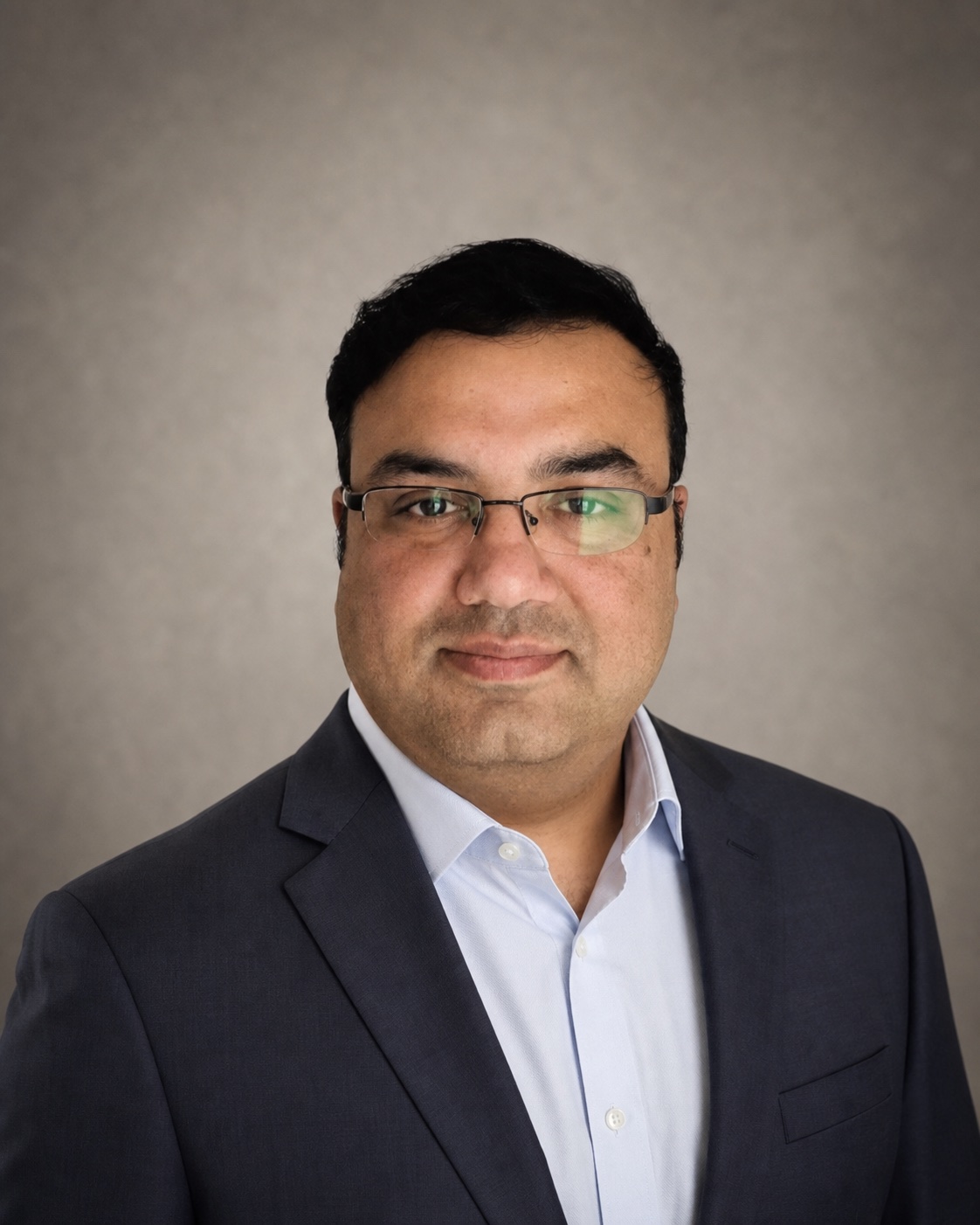 Professionelles Porträt von Vikram Rao